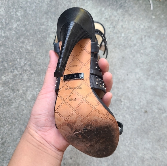 Sexy strappy L.A.M.B. black leather sandals - Picture 4 of 4